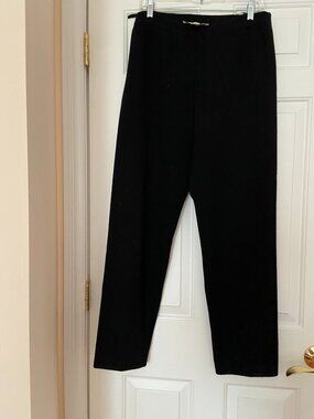 These John's & Co Women Black KNIT Pants with a FLAT FRONT made from 100% Wool